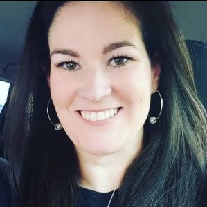 Meet your Posher, Sylvia